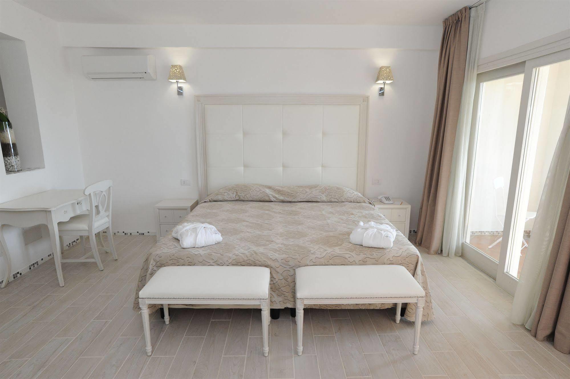 Hotel The Pelican & - Adults Only Olbia